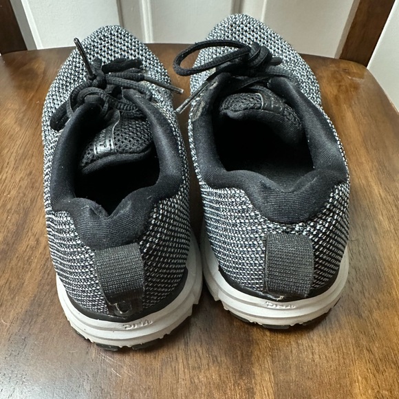 Brooks Transmit DNA Women’s Size 7 Charcoal and White Athletic Sneakers - Picture 5 of 9